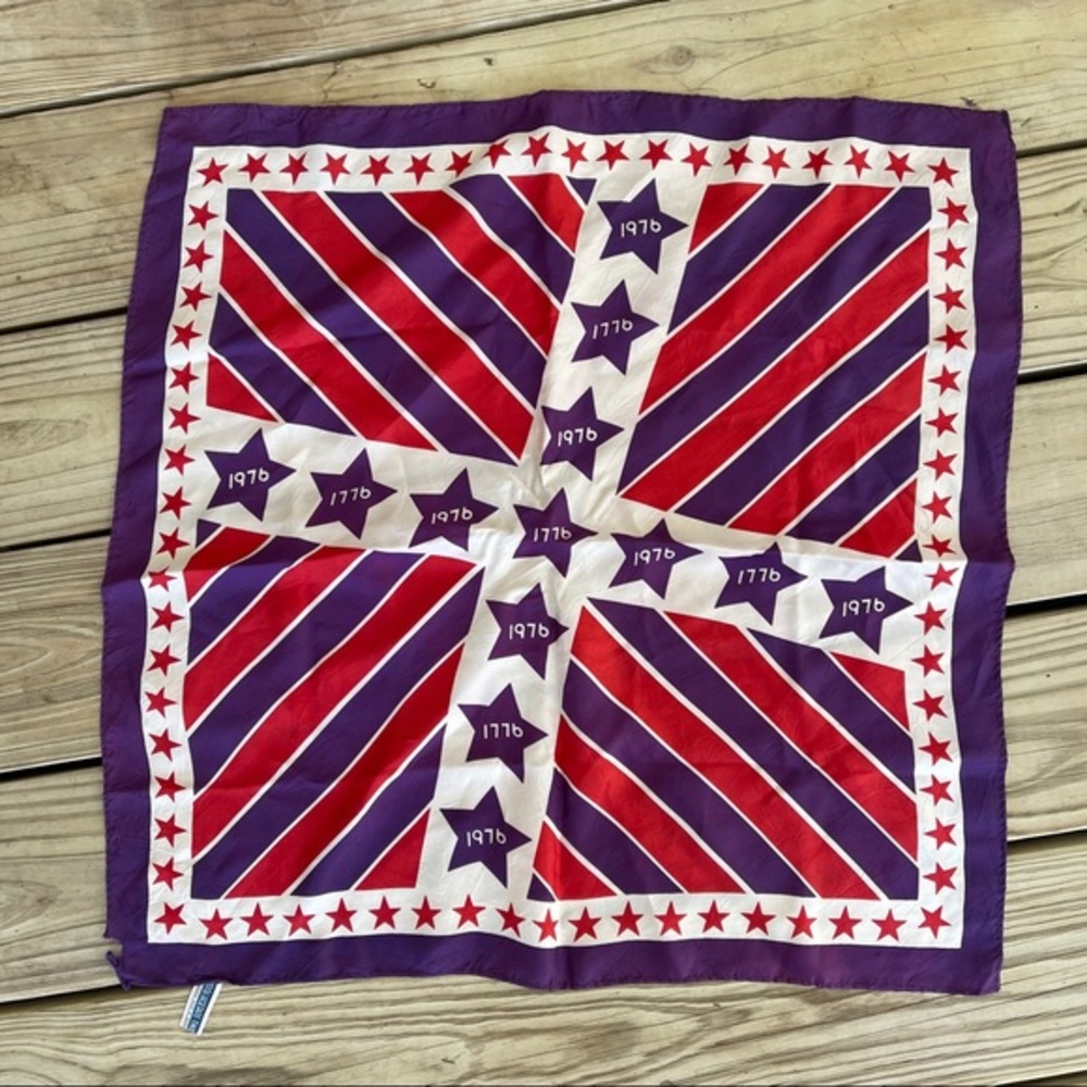 Vintage 1976 bicentennial scarf 1776 purple red